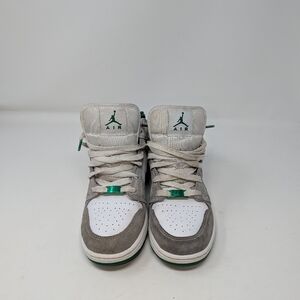 Nike Air Jordan 1 Mid SE White Pine Green Smoke Grey DC 7248103 size 6YPre-own